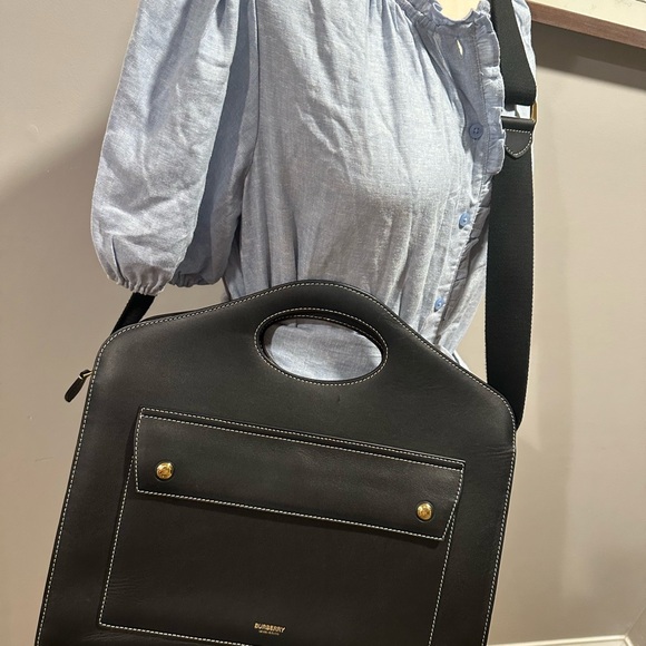 Burberry Pocket Tote Topstitched Leather Medium